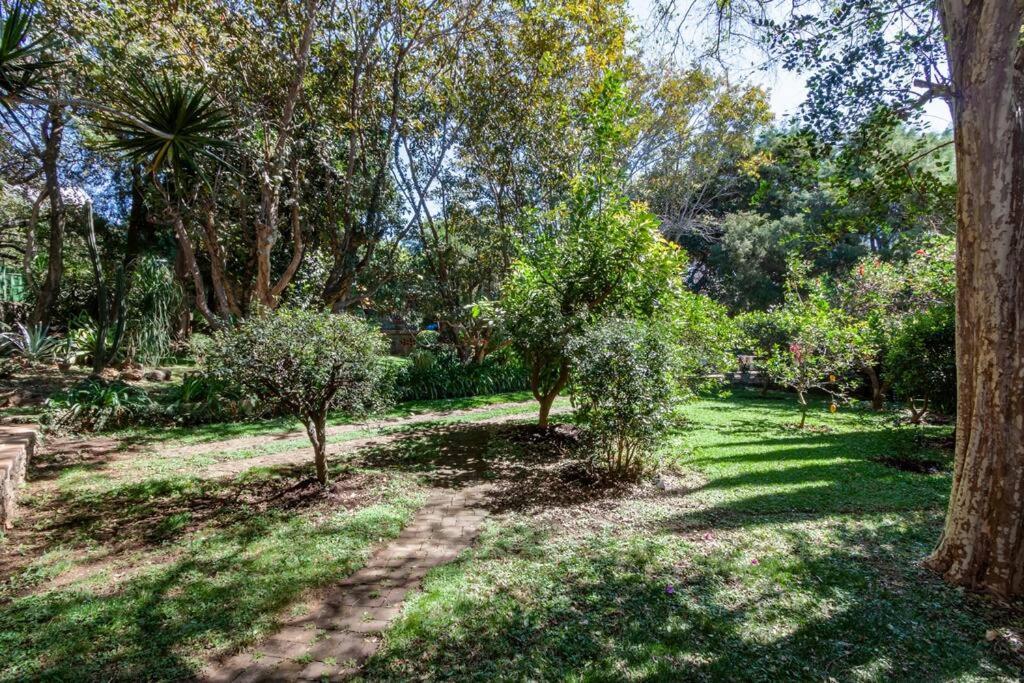 Casa En Tepoztlan Para Familias Y Amigos Villa Oacalco Exterior photo